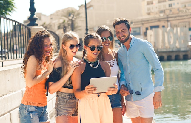 How To Get The Most Out Of A Group Tour
