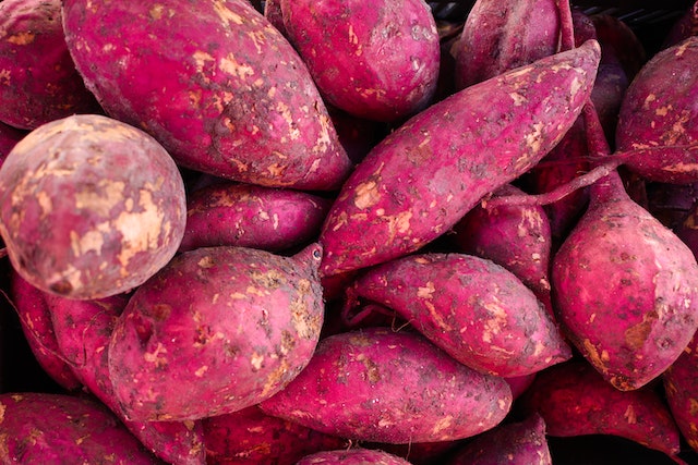 What To Eat To Live A Happy, Long, And Healthy Life